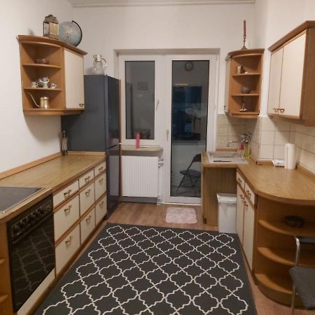 1 Zimmerwohnung Mit Kueche, Balkon Und Badezimmer In Duesseldorf Apartmen Exterior foto